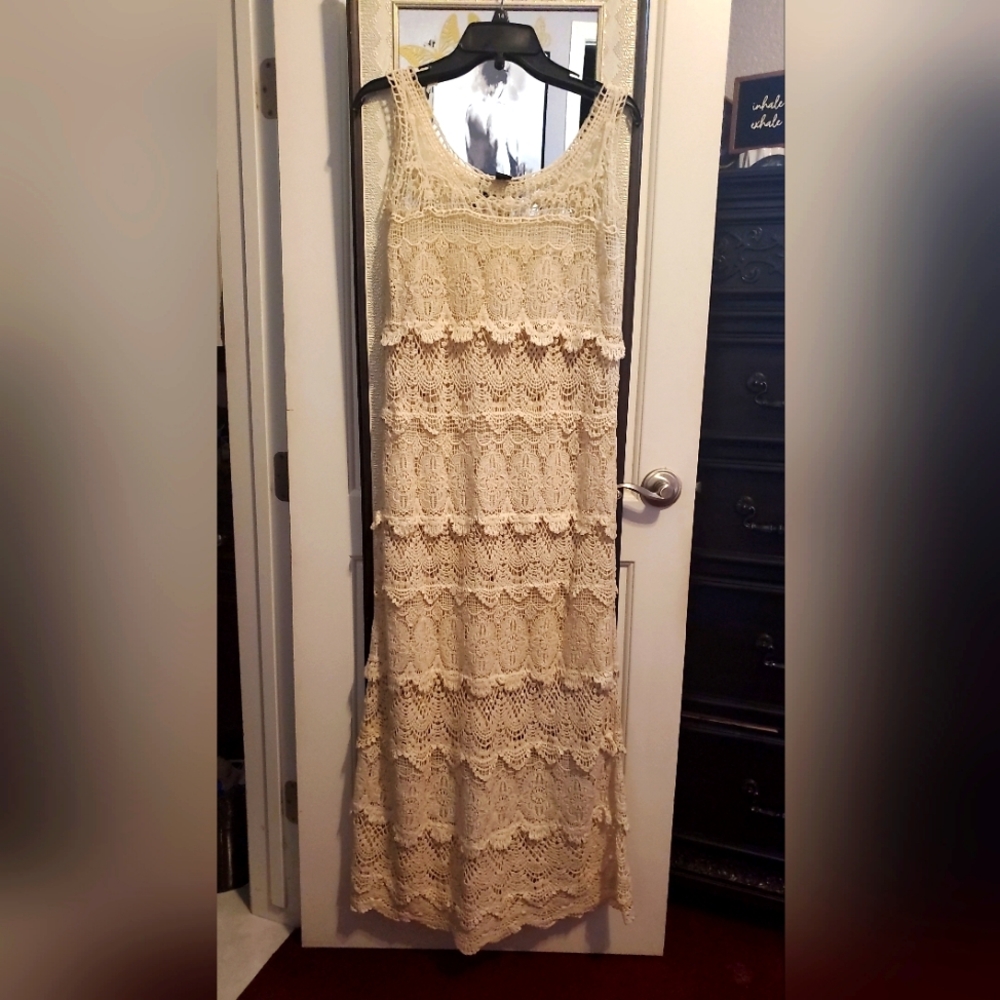 NWOT Crochet Maxi dress